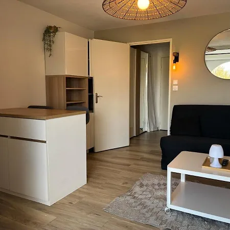 Cosy Avec Terrasse A 5 Min Du Port Apartment Mauguio