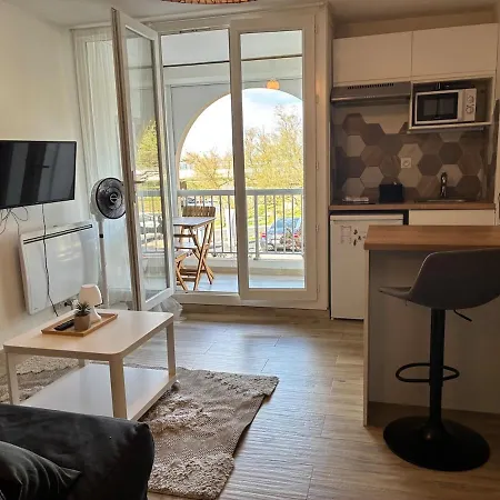 Apartment Cosy Avec Terrasse A 5 Min Du Port